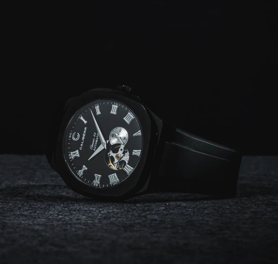 Classic 42 Black Stainless Steel Case Black Dial Black Band CALIBÉRR